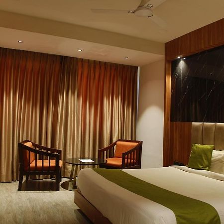 Hotel Rock Regency Mount Abu - A Boutique Rodetel Exteriör bild