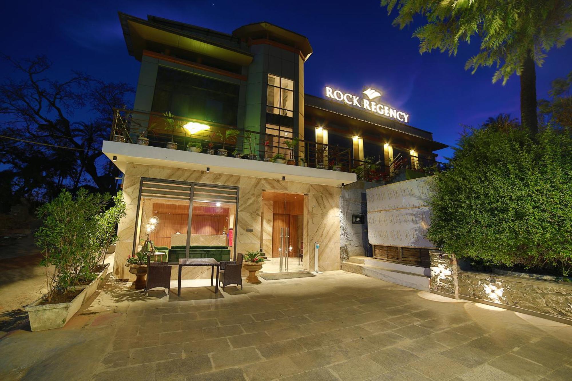 Hotel Rock Regency Mount Abu - A Boutique Rodetel Exteriör bild