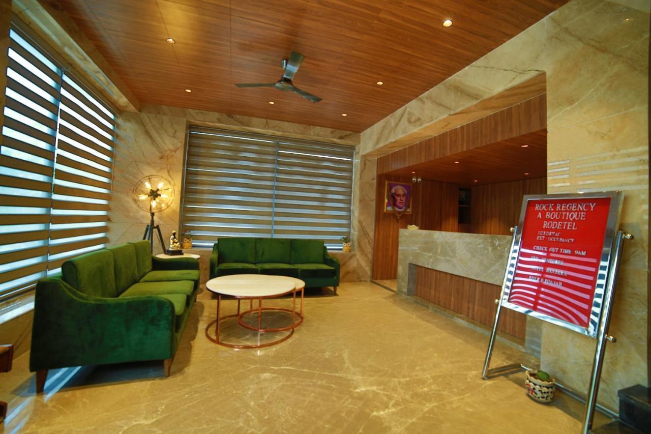 Hotel Rock Regency Mount Abu - A Boutique Rodetel Exteriör bild