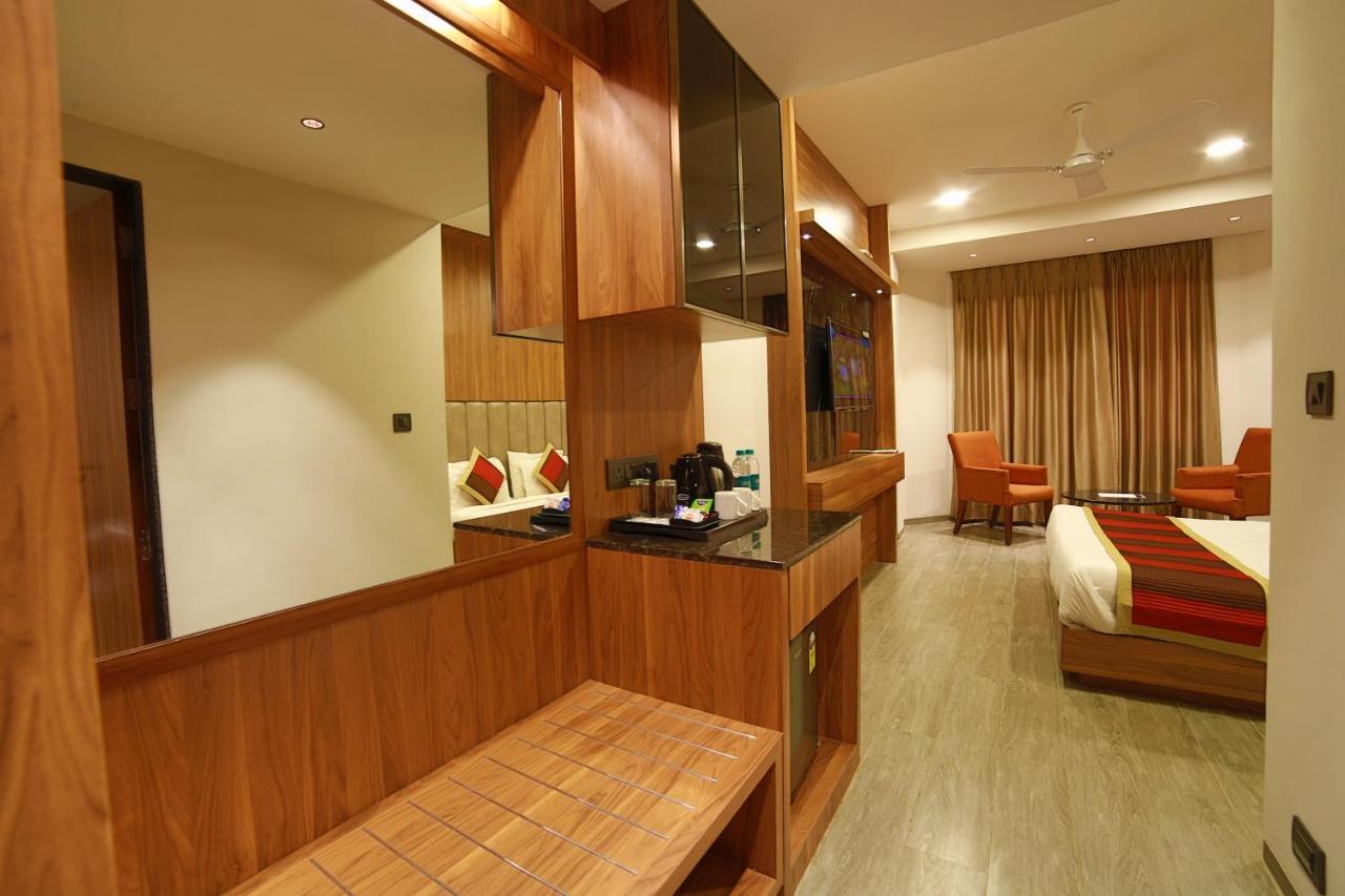 Hotel Rock Regency Mount Abu - A Boutique Rodetel Exteriör bild
