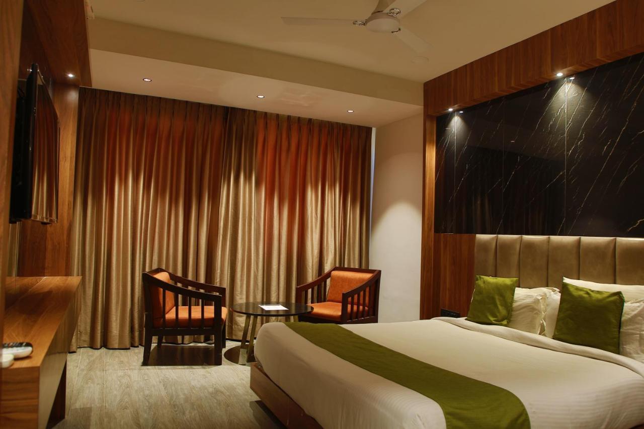Hotel Rock Regency Mount Abu - A Boutique Rodetel Exteriör bild